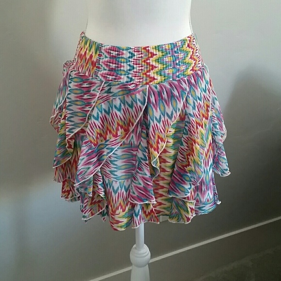 Nwt Rue 21 ruffle skirt size medium - Picture 1 of 2